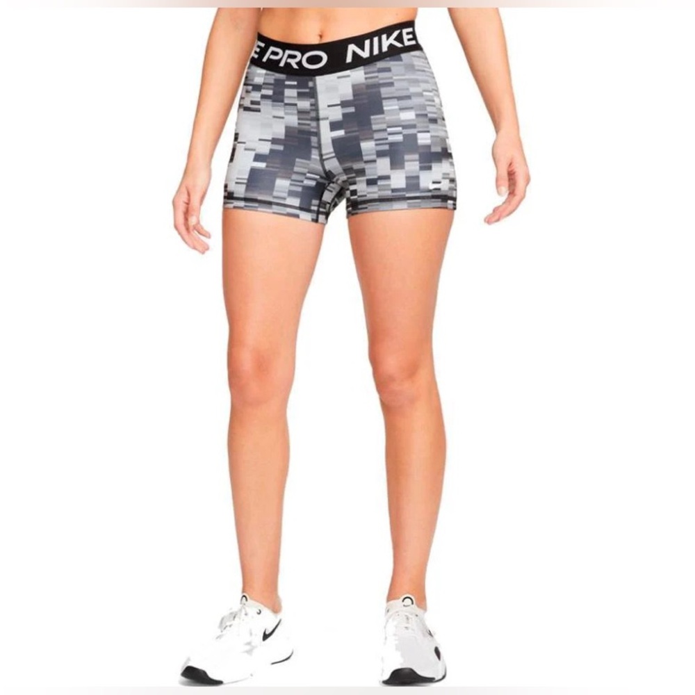 Nike Women's Pro Dri-FIT 3” All-Over-Print Short